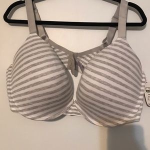 T-shirt bra with underwire